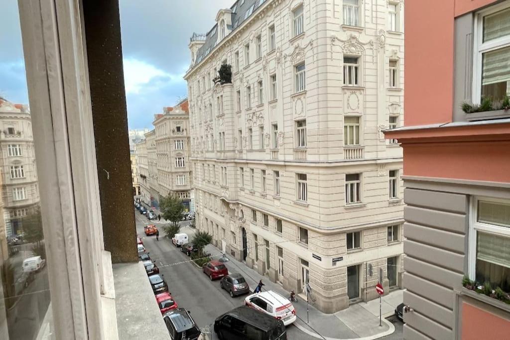 Mariahilfer Street Apartment Wien Eksteriør bilde